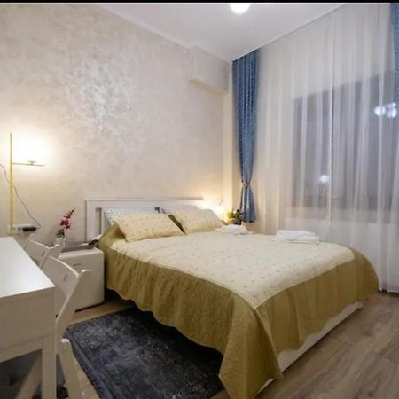 Hidden Gem In The Old City Βουκουρέστι Εξωτερικό φωτογραφία